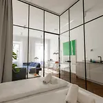 Swanky Residence, 4 Stars, Centre
