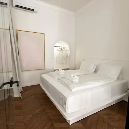Swanky Residence, 4 Stars, Centre 아파트
