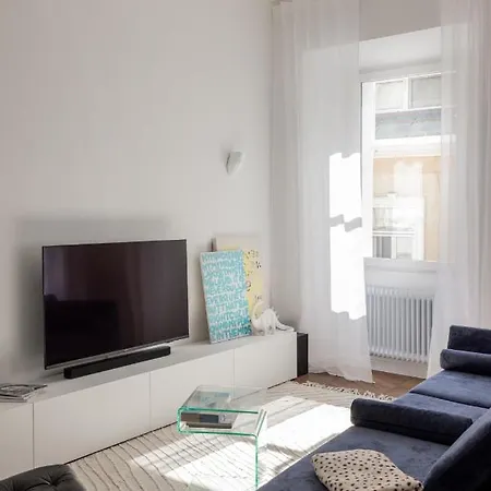 아파트 Swanky Residence, 4 Stars, Centre, Free Parking