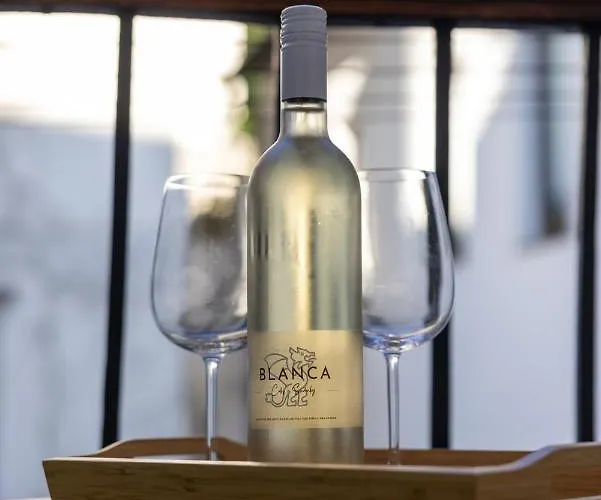 Swanky Residence, 4 Stars, Centre Appartamento